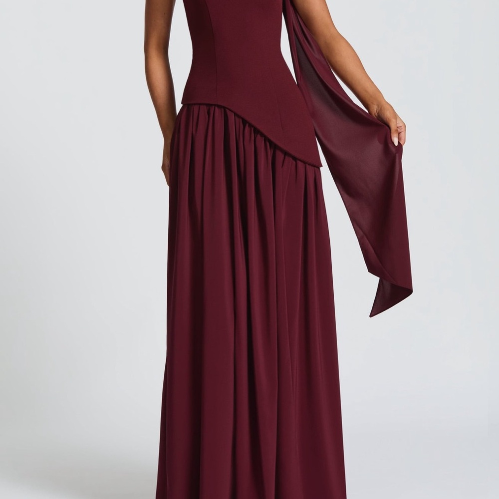 Elegant Burgundy Maxi Dress- Maliyah Maxi Dress